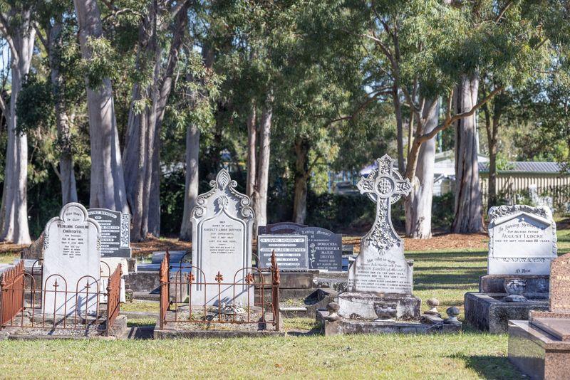 Eagleby cemetery